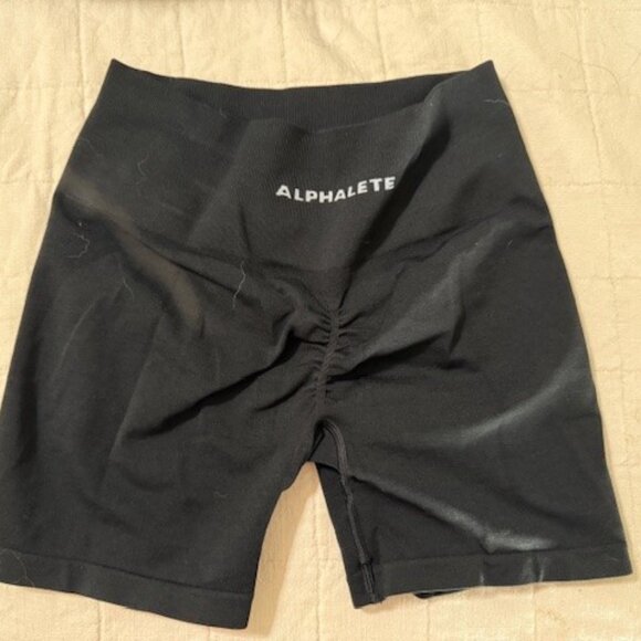 Amplify Shorts - Picture 2 of 3